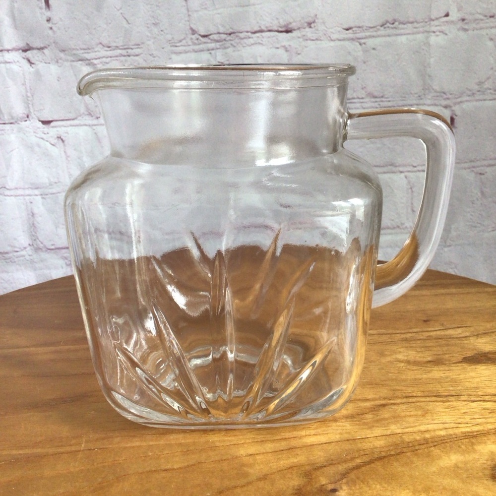 Vintage 1950’s Federal Glass Starburst Clear Glass Pitcher
